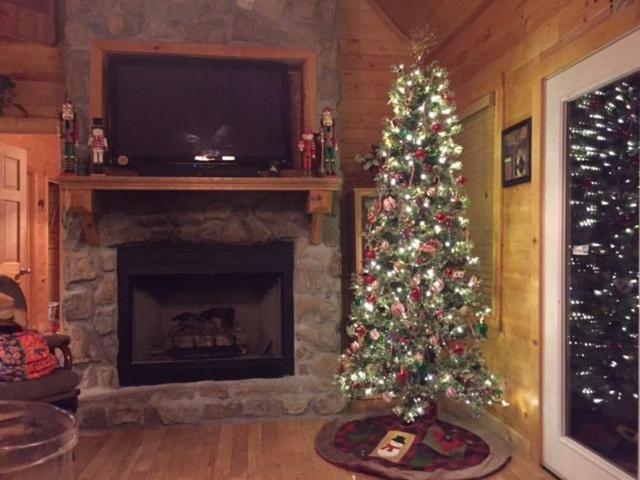 Majestic Springs Lodge Cabin McCookville Exterior foto